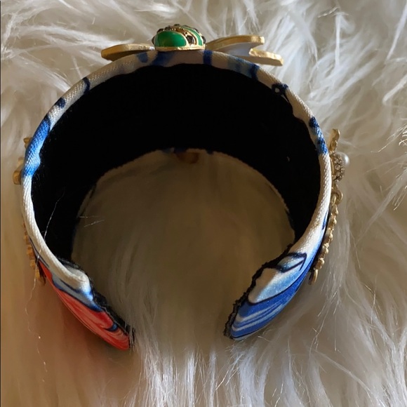 Bbbbbeeeeesssssss🐝 Cuff - Picture 6 of 6